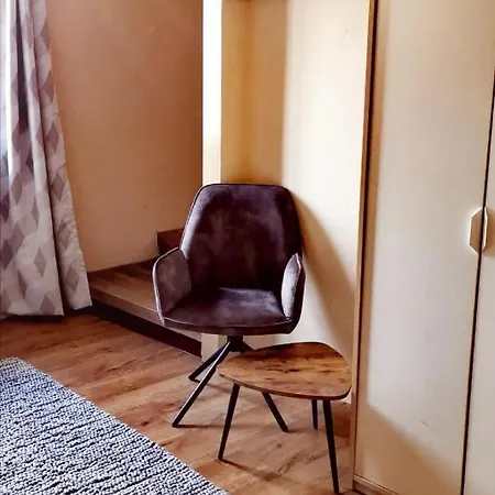 Book-A-Room Salzburg Apartment 5-6-7-8 Holiday home