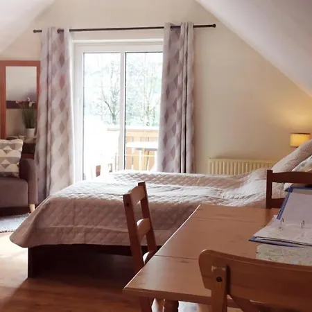 Book-A-Room Salzburg Apartment 5-6-7-8 Holiday home *